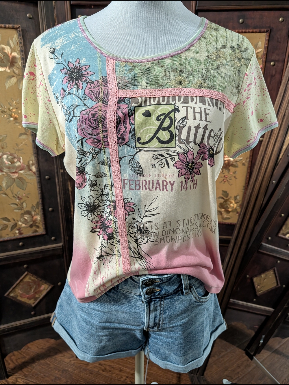 Vanilla Sugar Y2K Size Medium M Pastel Floral Cotton Tee Lace Glitter Patchwork